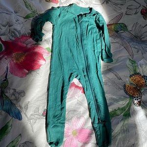 Kyte Baby zip footie